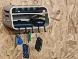 Wall organiser with hooks-1