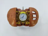Steampunk Apple Clock-1