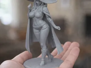 Sexi Mage Girl Figurine