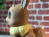 EEVEE DIVIDED IN COLORS-2