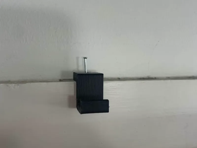 Door frame clothes hanger/dryer