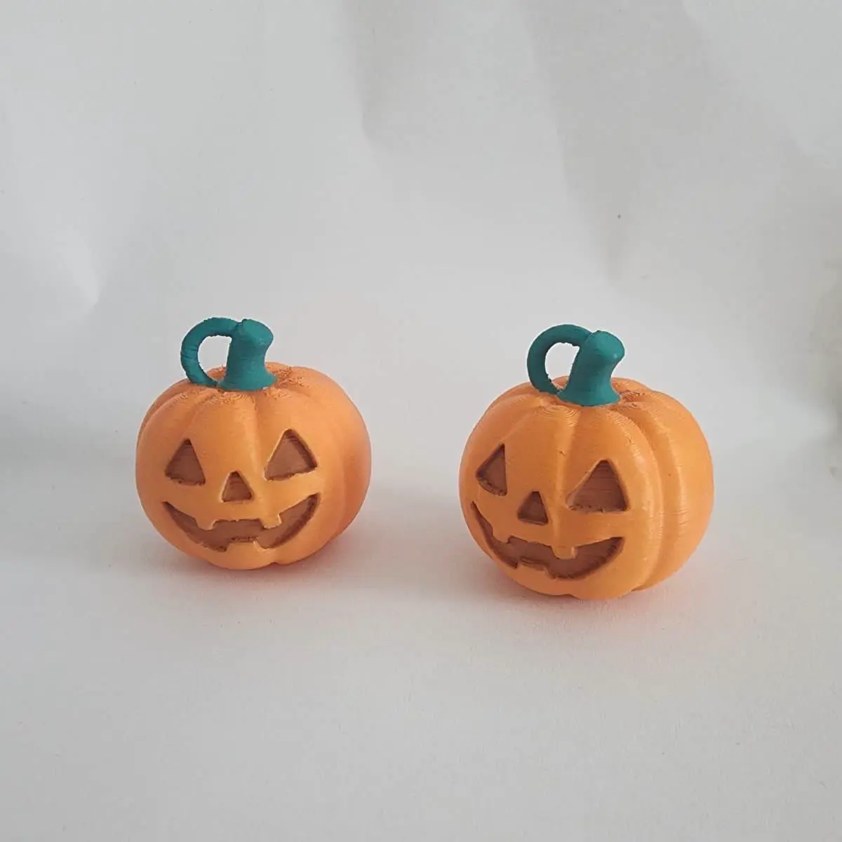 Pumpkin Keychain – Cute Halloween Design