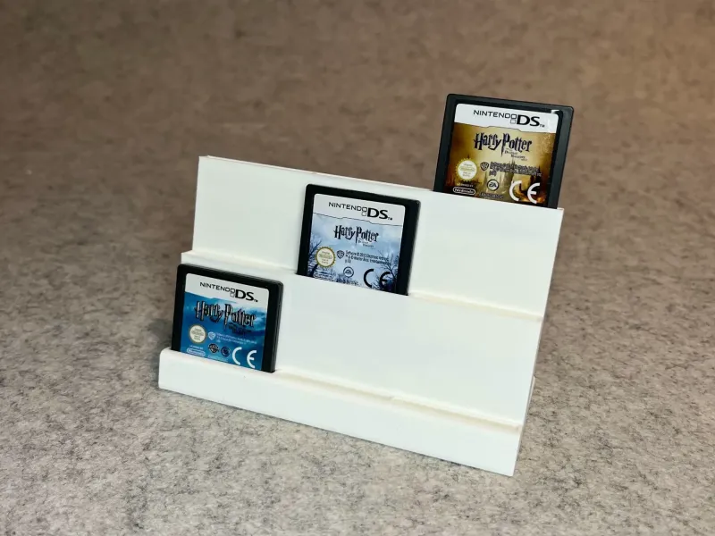 Displayständer für Nintendo DS und 3DS Spiele