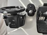 Настену Logitech-0