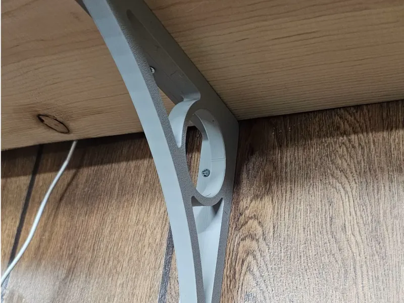 Basic Shelf Brackets