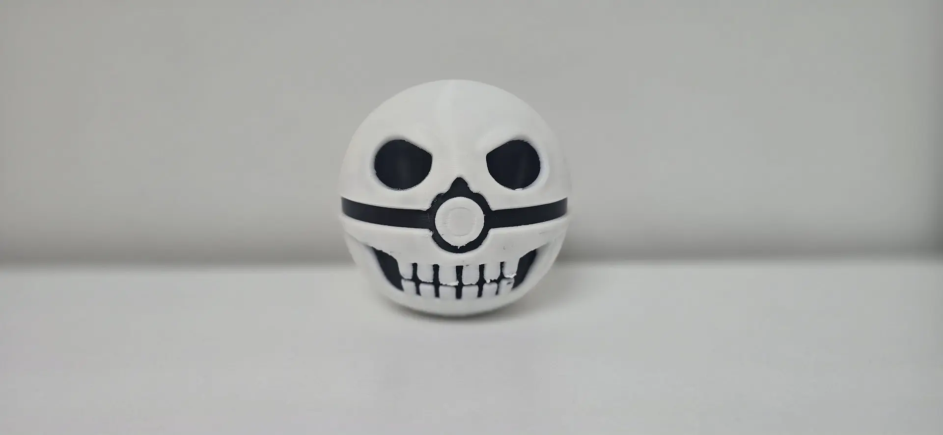 Halloween Skull Pokéball – Spooky Trainer’s Edition