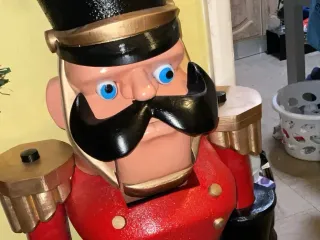Nutcracker large