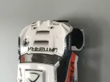 Rc araba duvar askısı-0