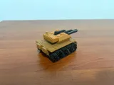 TANK MINIATURE LEOPARD 2-1