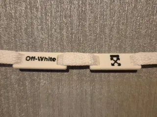 Off-White Sneaker Tag