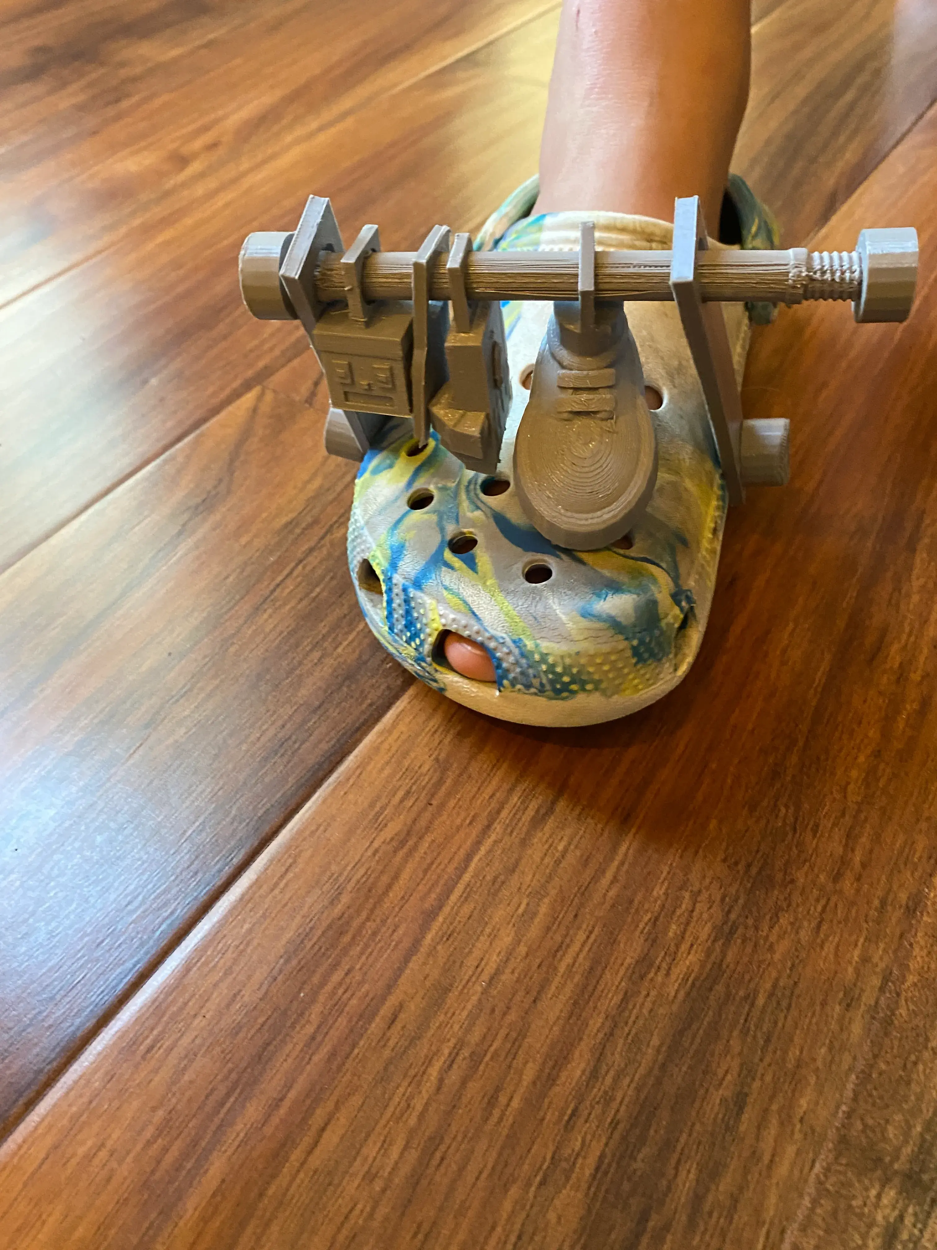 Croc Giblet Wheel Holder - Shoe, Hand, Head and Ghost