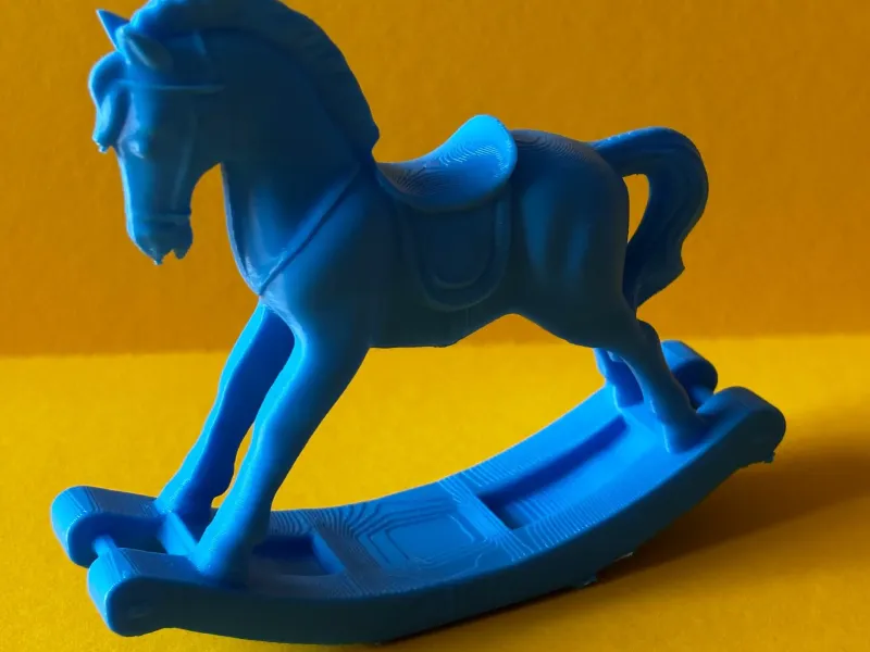 Brinquedo de cavalo de balanço