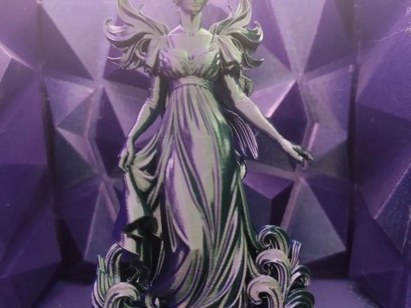 Lady Seraphine Evermere