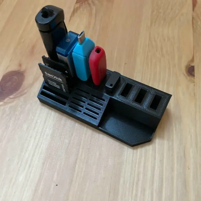 USB, MicroSD and SD card holder