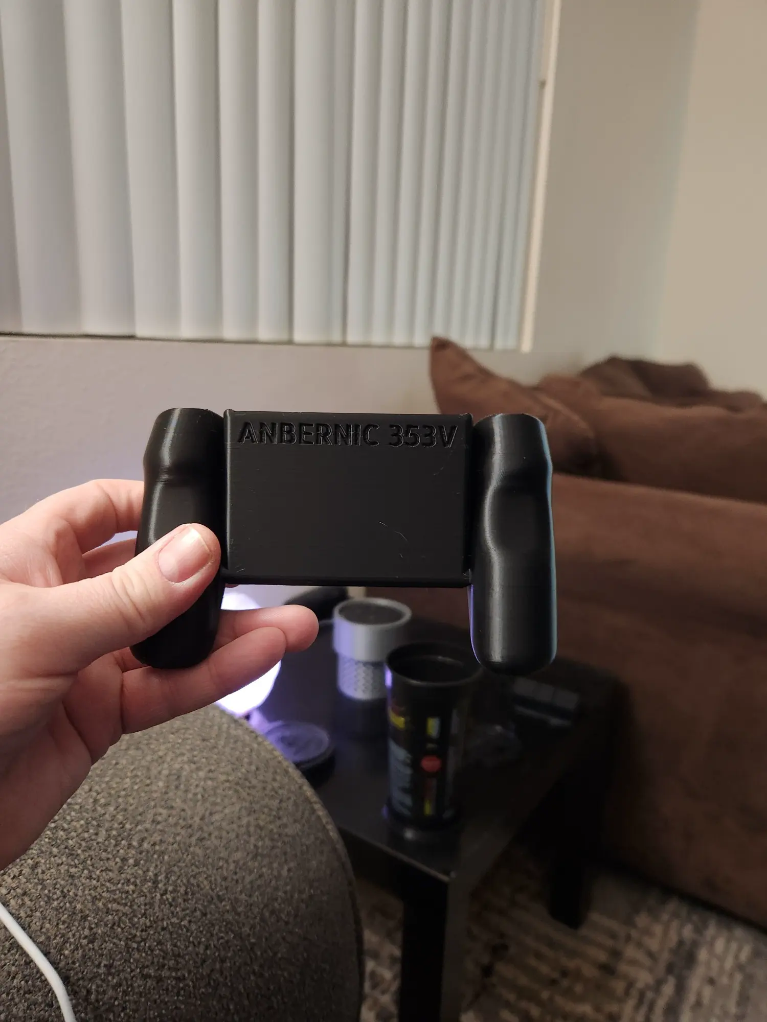 Anbernic 353V grip