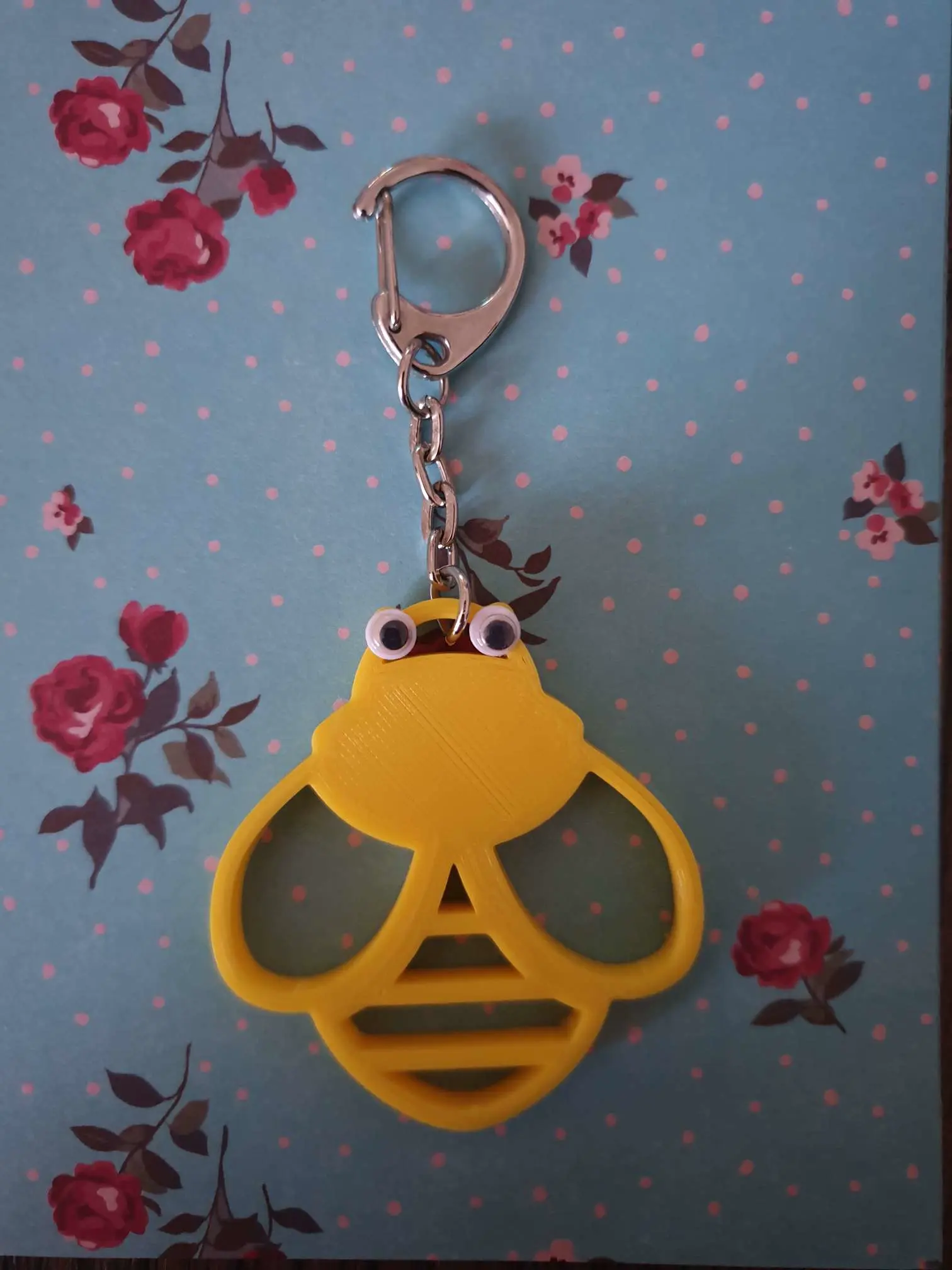 Bee - keychain