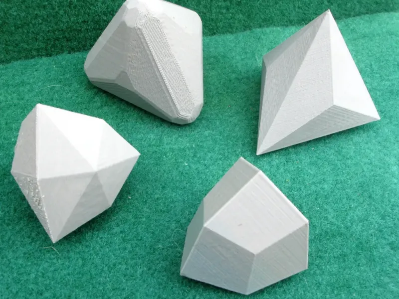 Variazioni sull'esakis tetraedro