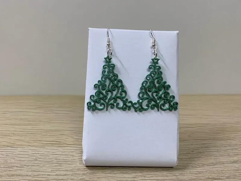 Christmas tree earrings