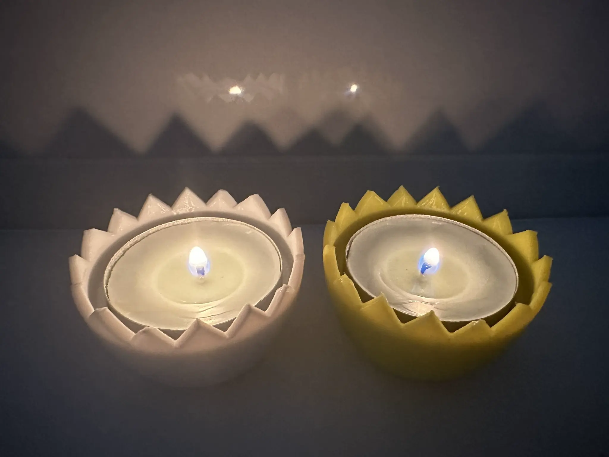 Easter egg tea light candle holder