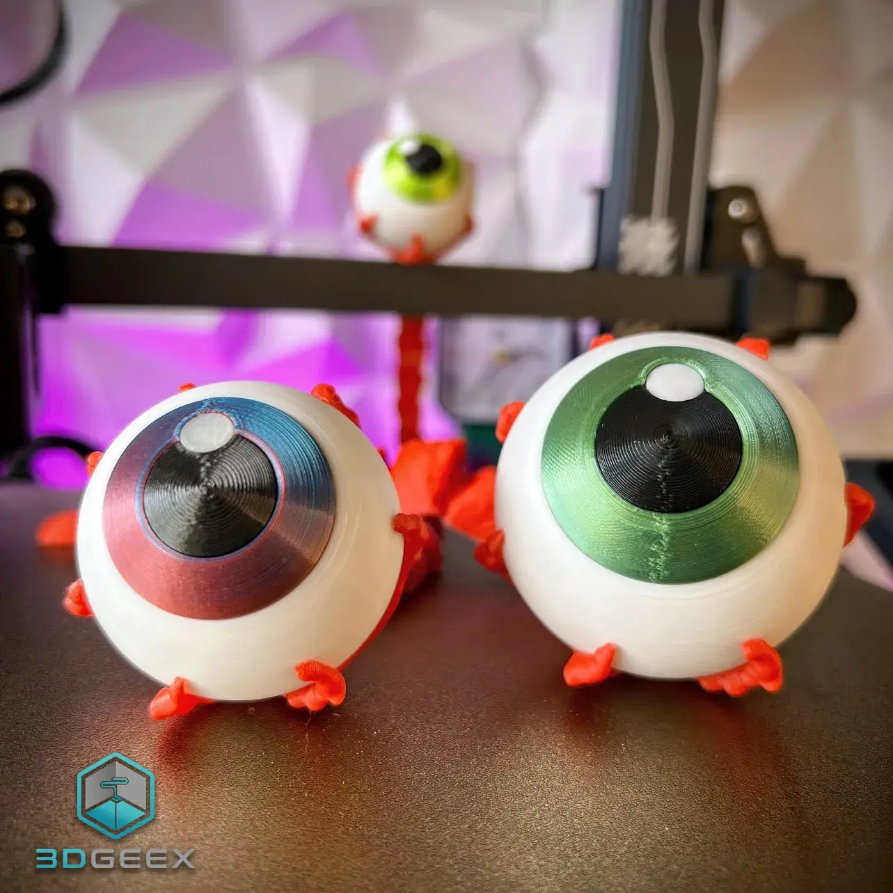 Toys & Games STL Download - Ripped-Out Articulated Eyeballsby 3DGeex