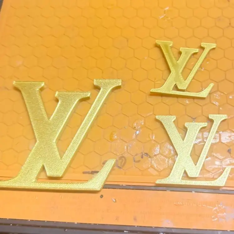 simple Louis vuitton print 20mins