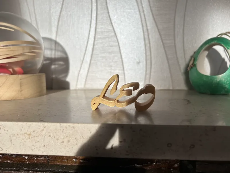 Léo