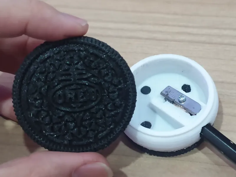 Afia-lápis OREO