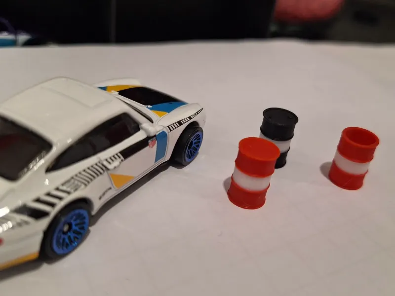 Barril de Petróleo a Escala 1/64 HotWheels