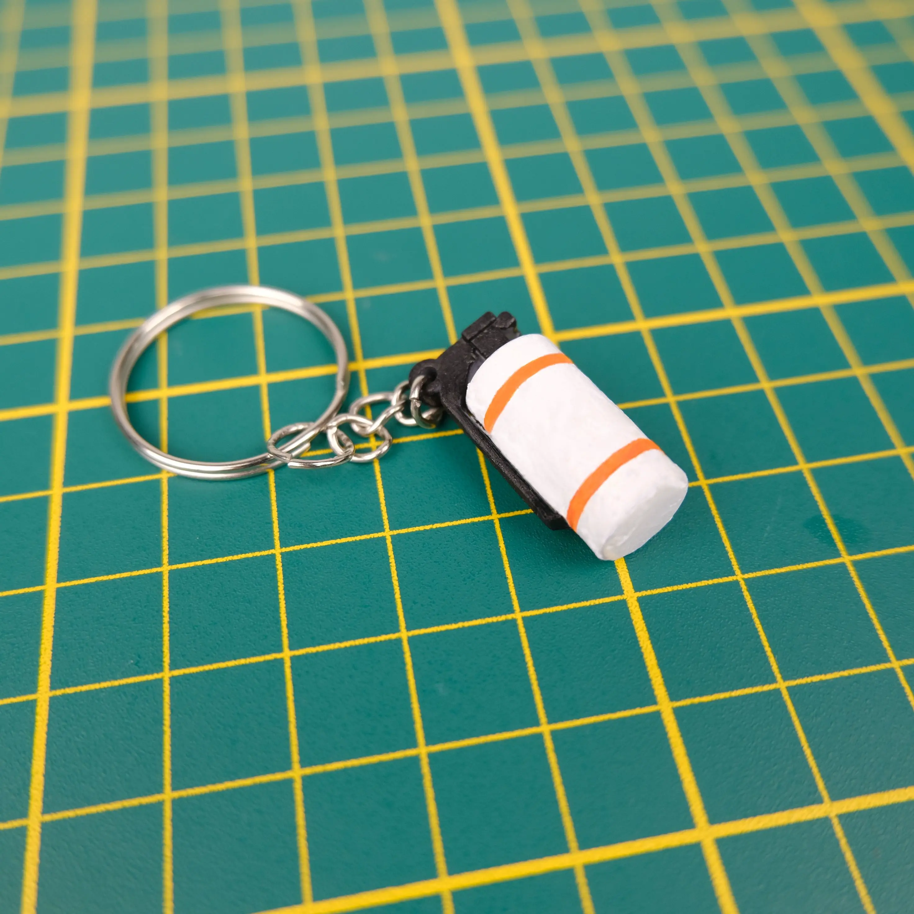 Smoke Keychain | CS-GO Grenade