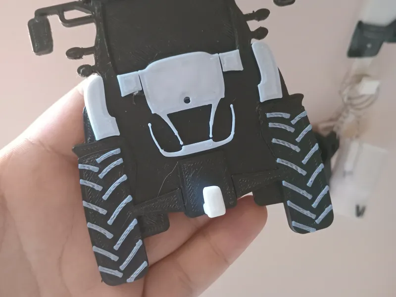 Tractor Key Hanger