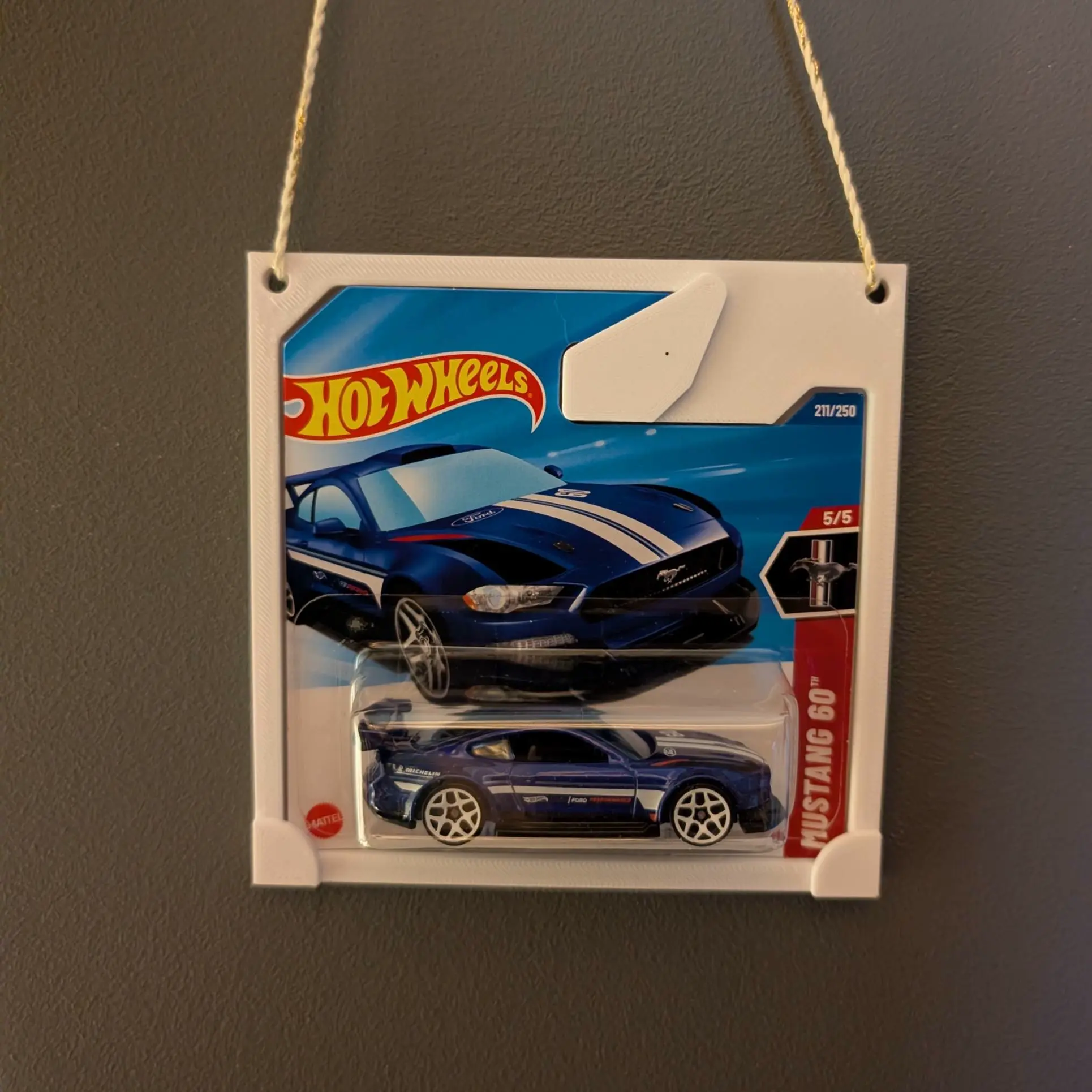 Hot wheels card hanger (Small cards)