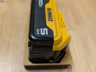 DEWALT 20V MAX 5AH Gridfinity Holder