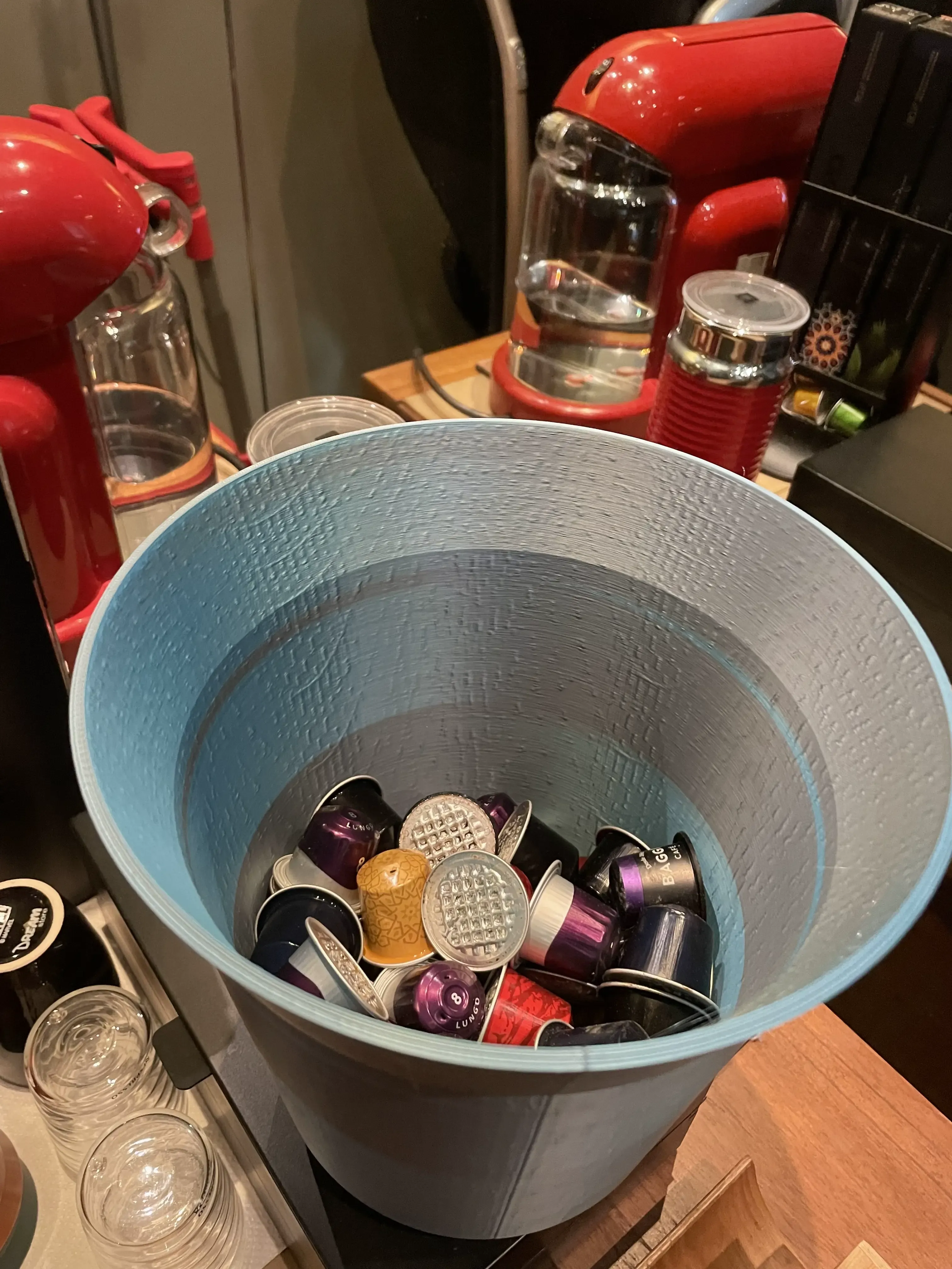 Coffee capsule recicle bin