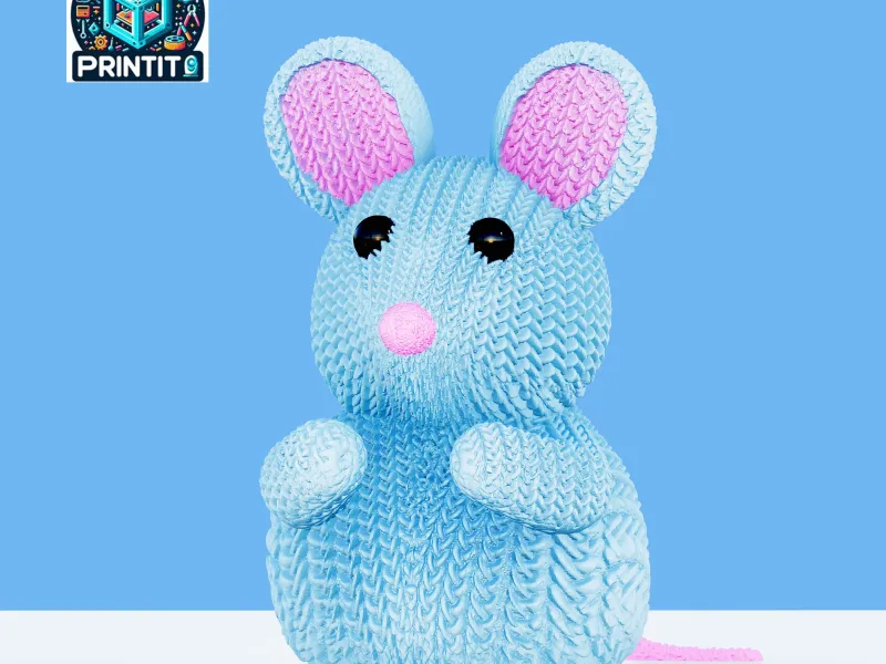 Knitted cute mouse
