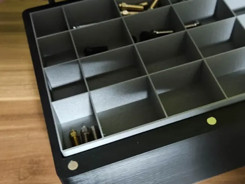 Universal organizer box