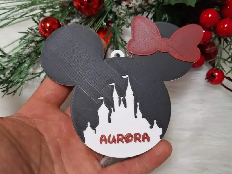 Tête de Minnie de Noël avec château Disney et nom