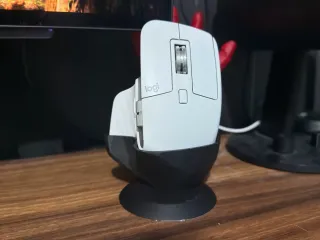Logitech mx master 3s stand