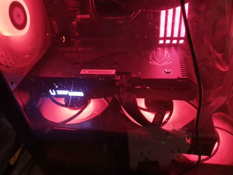 Contenitore per il montaggio di ventole Pci dual da 120 mm