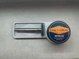 Razor blade holder-2