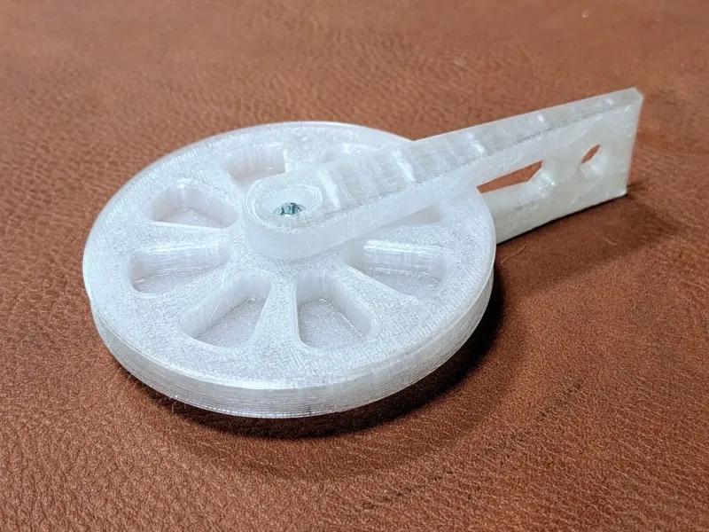 ロープ用プーリー