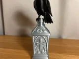 Crow on Lantern-1