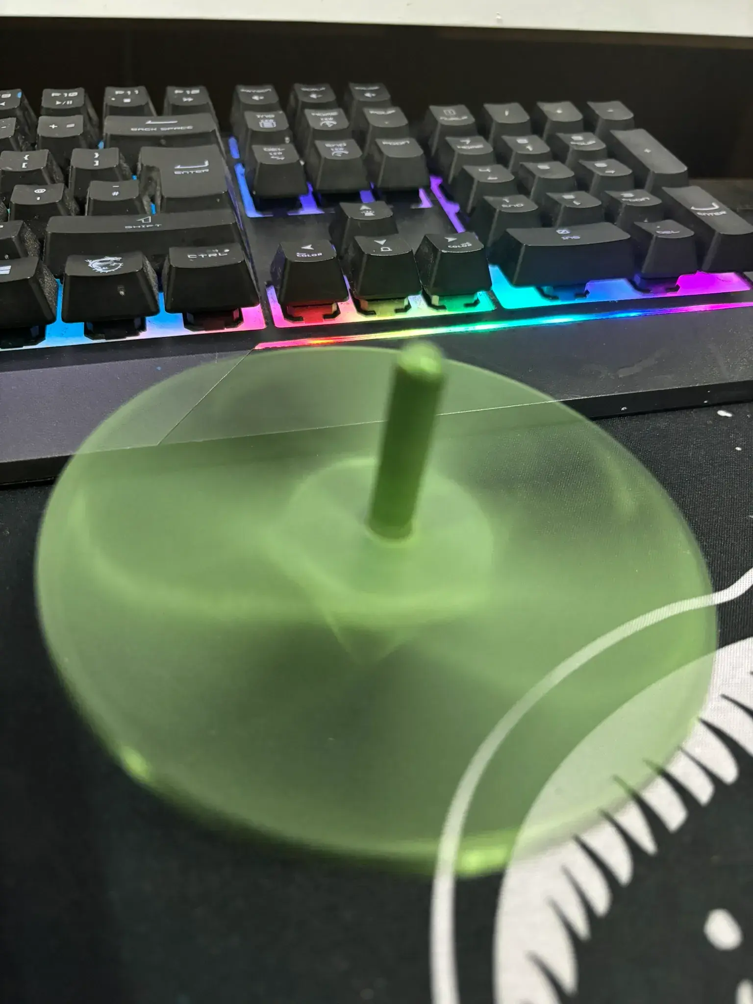 100mm spinner (spinning top)