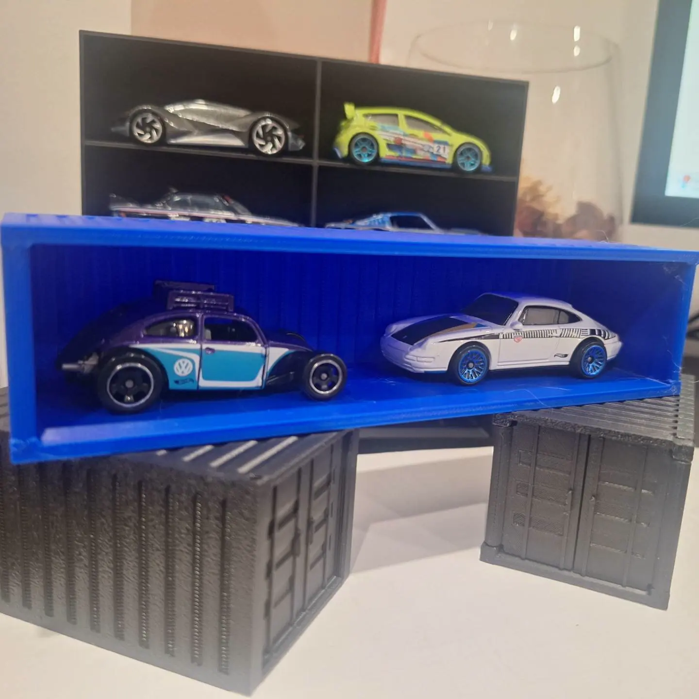 Long Shipping Container HotWheels 1/64