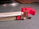 Tippy Scale-1