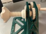 Workbench-Mountable Spool Winder with 2 Frames-1