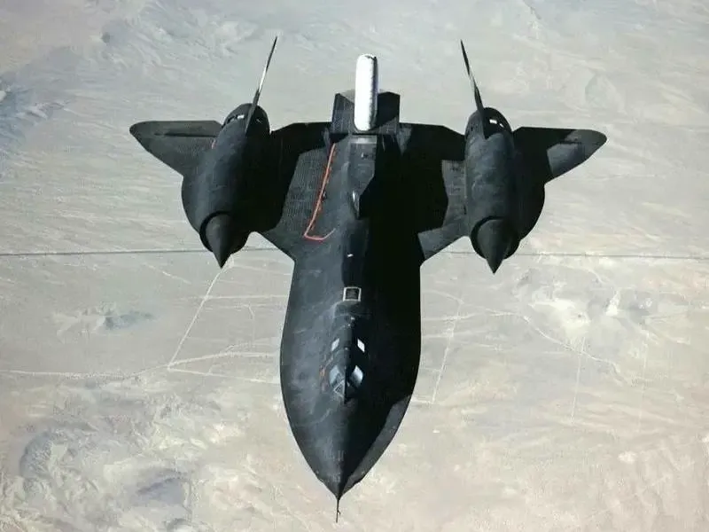 SR-71黑鸟侦察机 喷气式超音速飞机