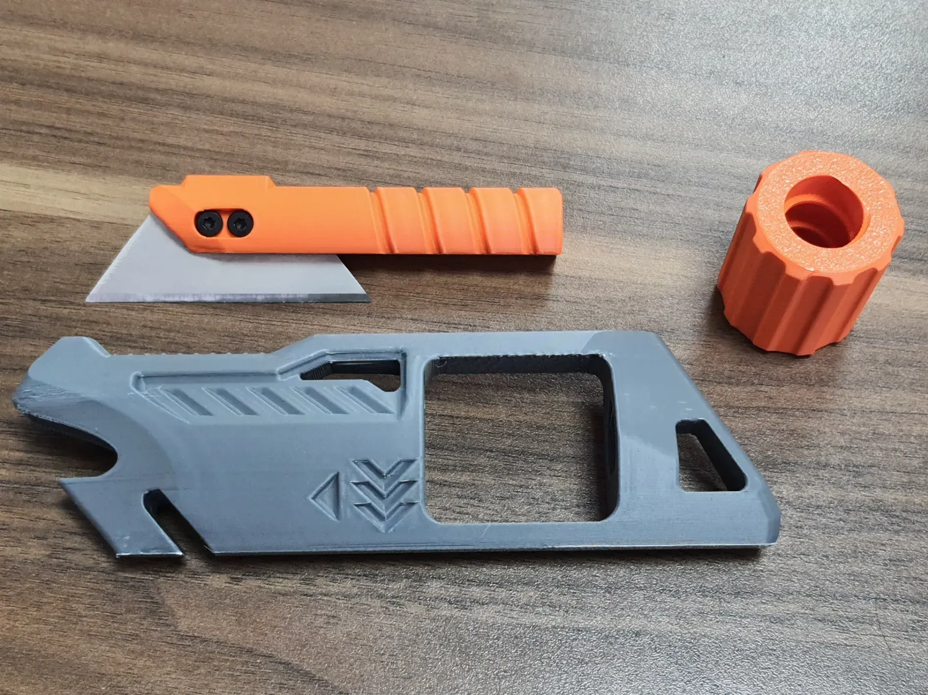 Adjustable utility knife optimized remix