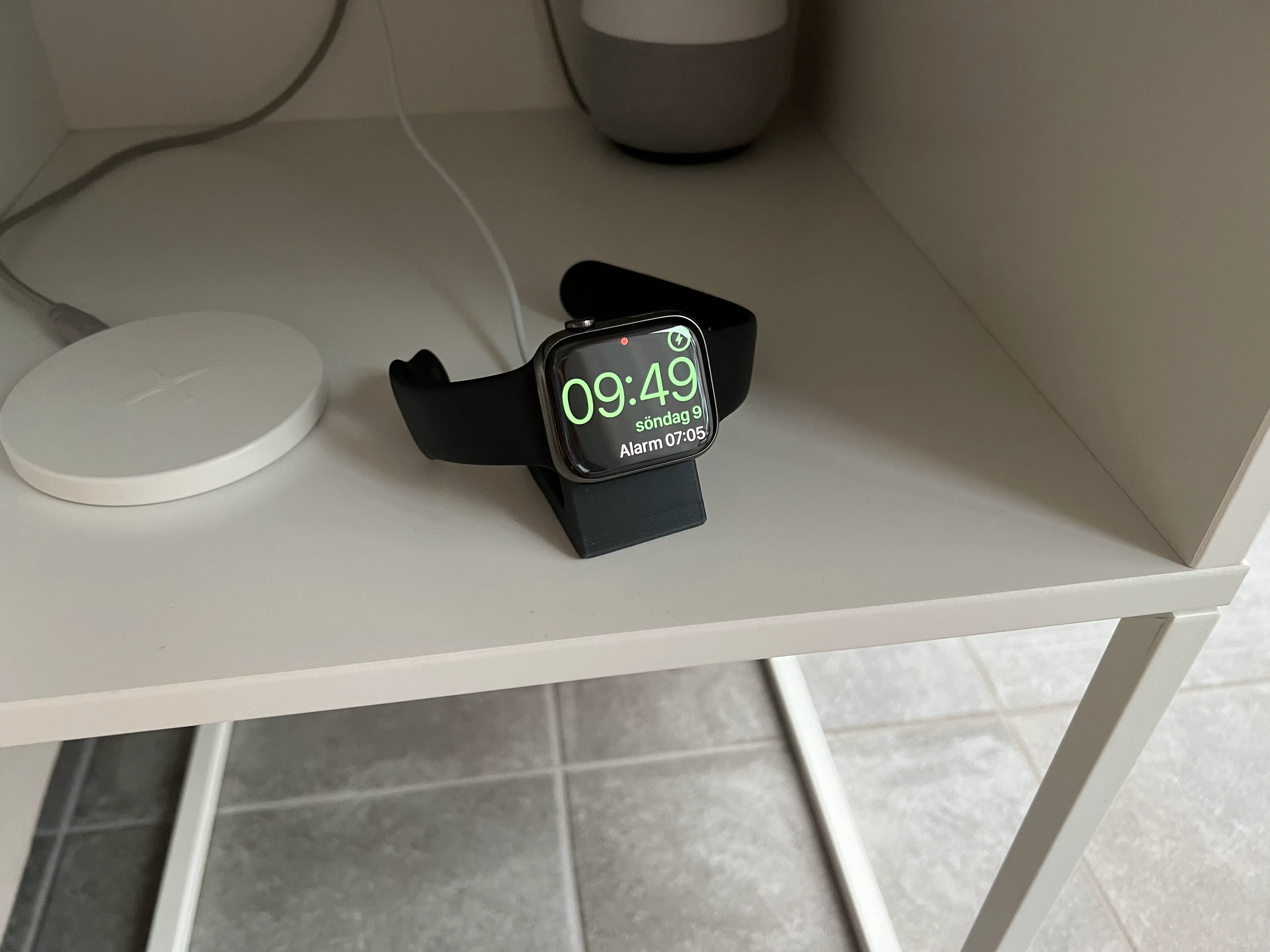 Apple Watch Şarj Standı
