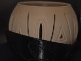 Corvus planter-1