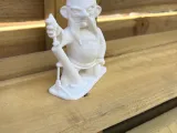 Гном со ступкой-3